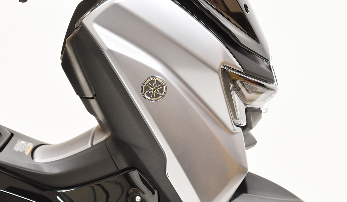 assets/images/motorcycles/models/n-max-2025/759de451-c487-4d0b-b506-4f8b73ae31f5.png