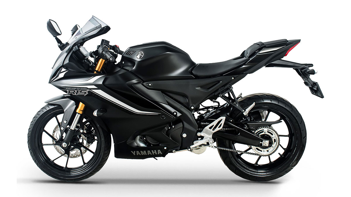 assets/images/motorcycles/models/yzf-r15-v4-2024/3.jpg