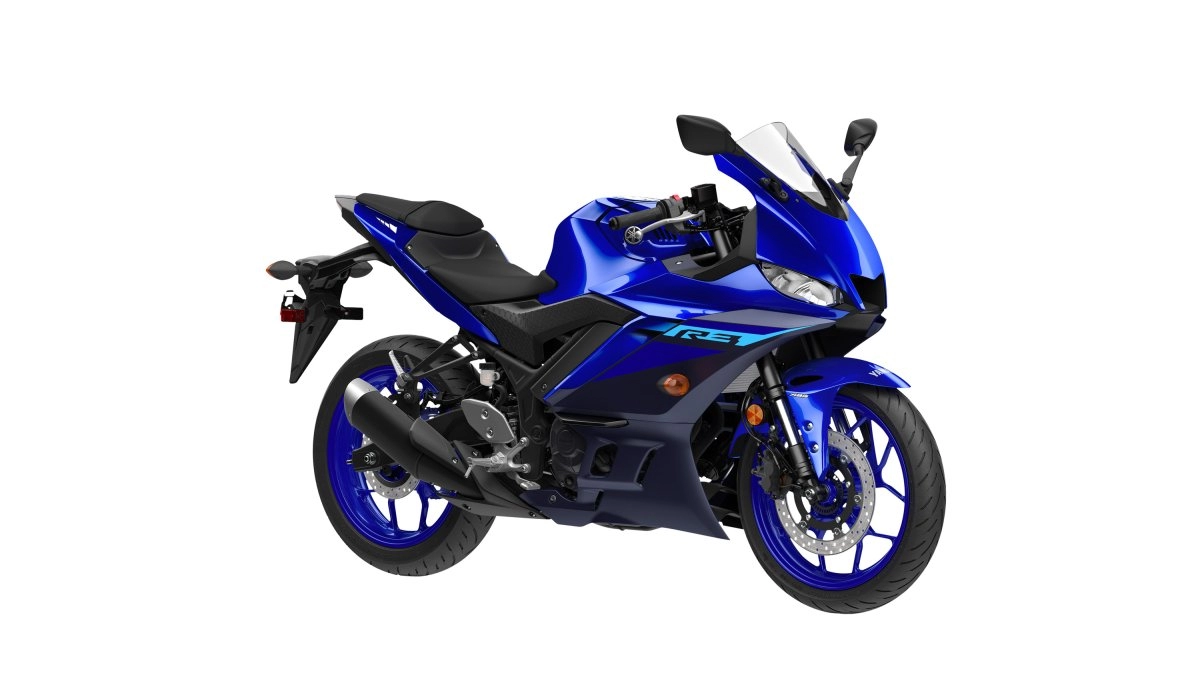 assets/images/motorcycles/models/yzf-r3-2025/4.jpg