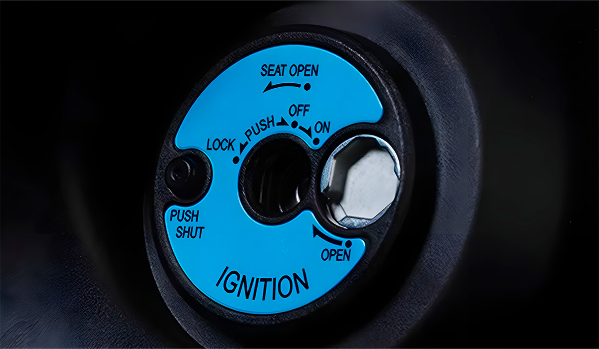 assets/images/motorcycles/models/crypton-115-fi-2026/4fb205db-262e-4c7c-aa87-2a967ea639b3.jpg