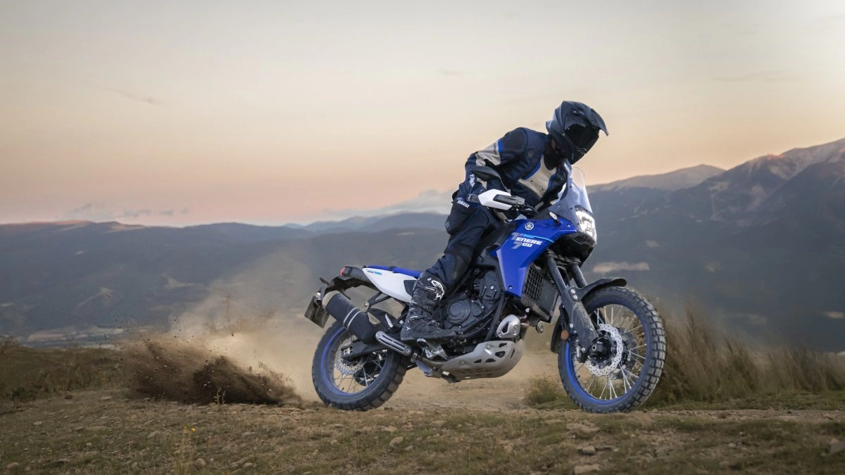TÉNÉRÉ 700