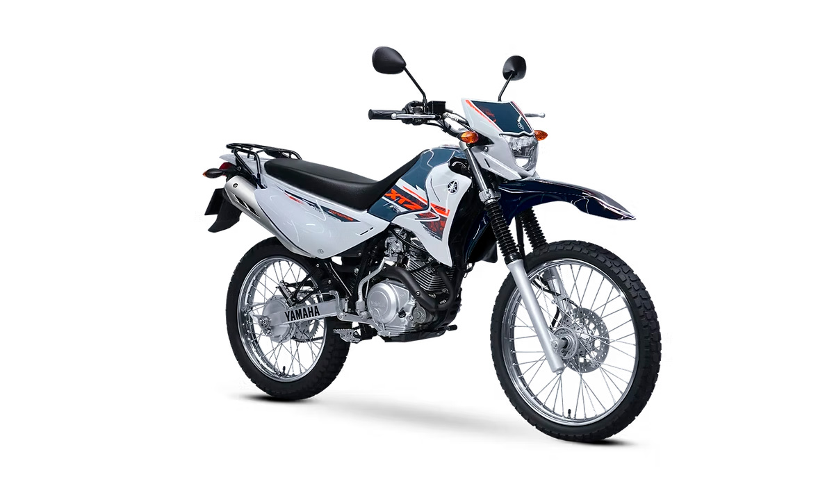 assets/images/motorcycles/models/xtz-125-e-2026/a1500eea-b9d1-4b05-8073-fefa22d26394.jpg